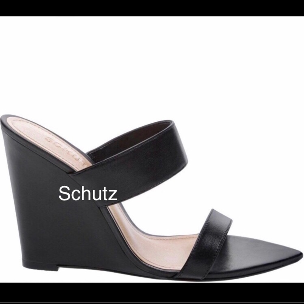 Shutz Soraya Wedge with pointed toe